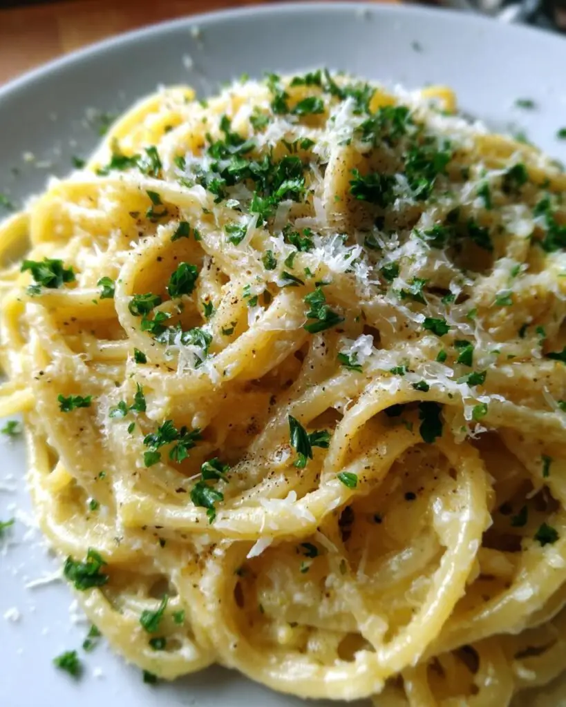 One Pot Creamy Garlic Pasta