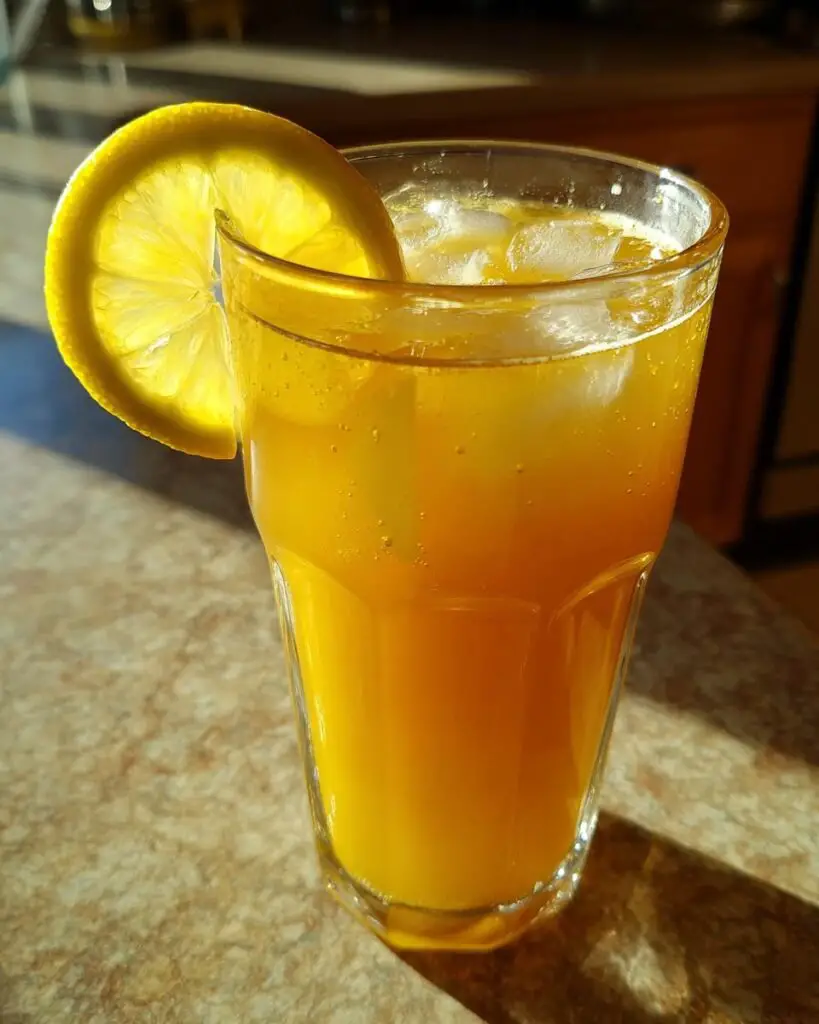 Revitalize Your Health with this Anti-Inflammatory Turmeric Drink!