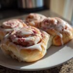 Peppermint Bark Cinnamon Rolls – Soft